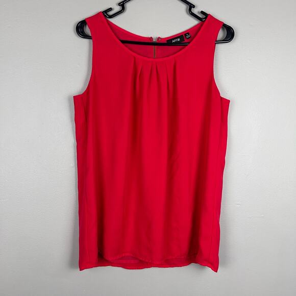 APT Pleated Front Half Zip Back Womens Sleeveless Red Tops Sz M - Picture 1 of 8